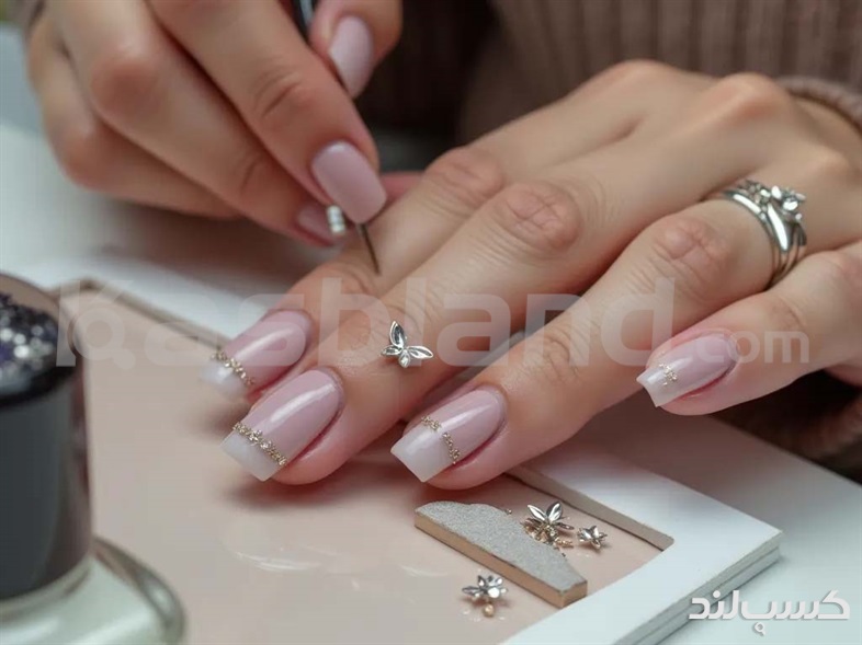 خدمات ناخن در آرایشگاه زنانه