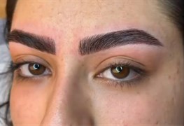 نمایش توضیحات خدمات فیبروز ابرو و دوره ی آموزشی آن