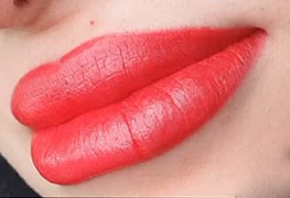 نمایش توضیحات تاتو رژ لب (شیدینگ لب - رژ لب دائم)