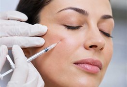 نمایش توضیحات تزریق ژل