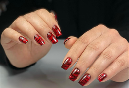 نمایش توضیحات کاشت و ترمیم تخصصی ناخن