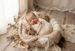 نمایش توضیحات عکاسی نوزاد
