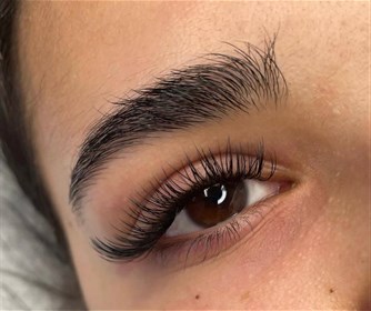 نمونه هایی از اکستنشن مژه