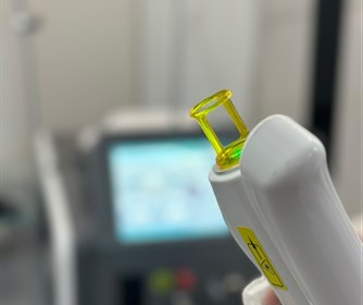 عکس هایی از لیزر موهای زائد در مطب پوست و زیبایی و لیزر آیشیل